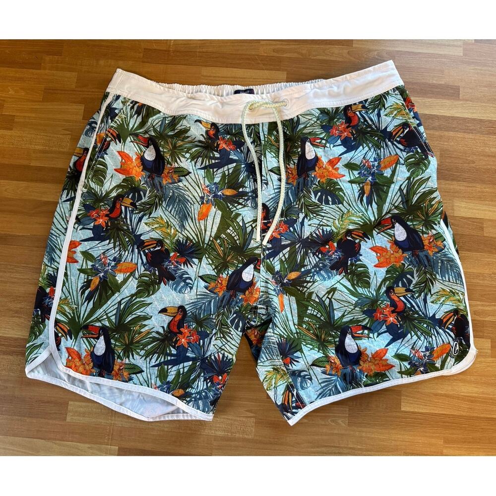 johnnie-O Men's XL Aventura Tropical Toucan Palm Print 7" Swim Trunks